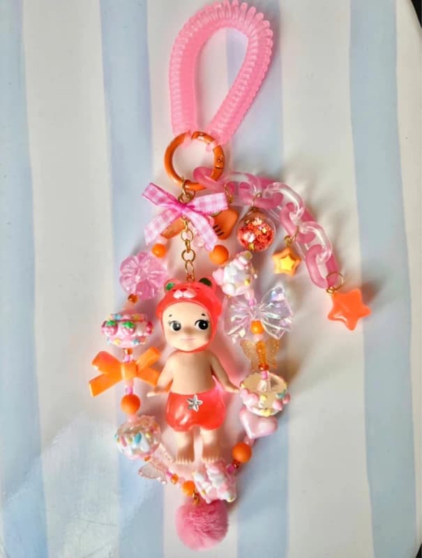 Jumbo Candy Store — rose & orange — bijou de téléphone fait main